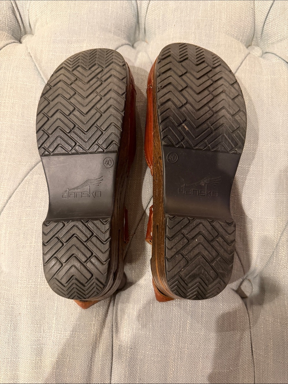 Dansko Women's Brown Leather Slingback Clogs - Picture 5 of 6